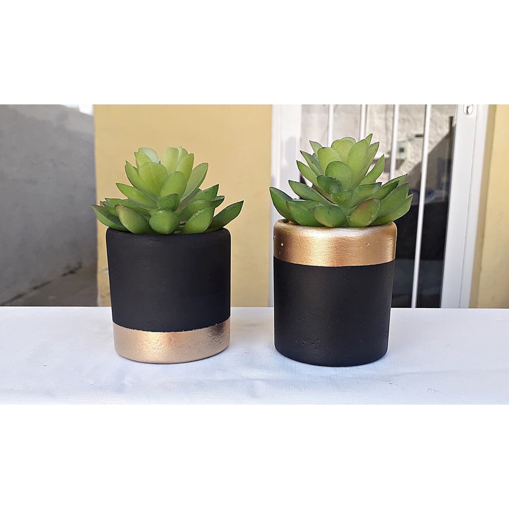 Kit Com 2 Vasos para Decoração tipo Cachepot (Cactos E Suculentas) Nº 7 - Preto e Dourado