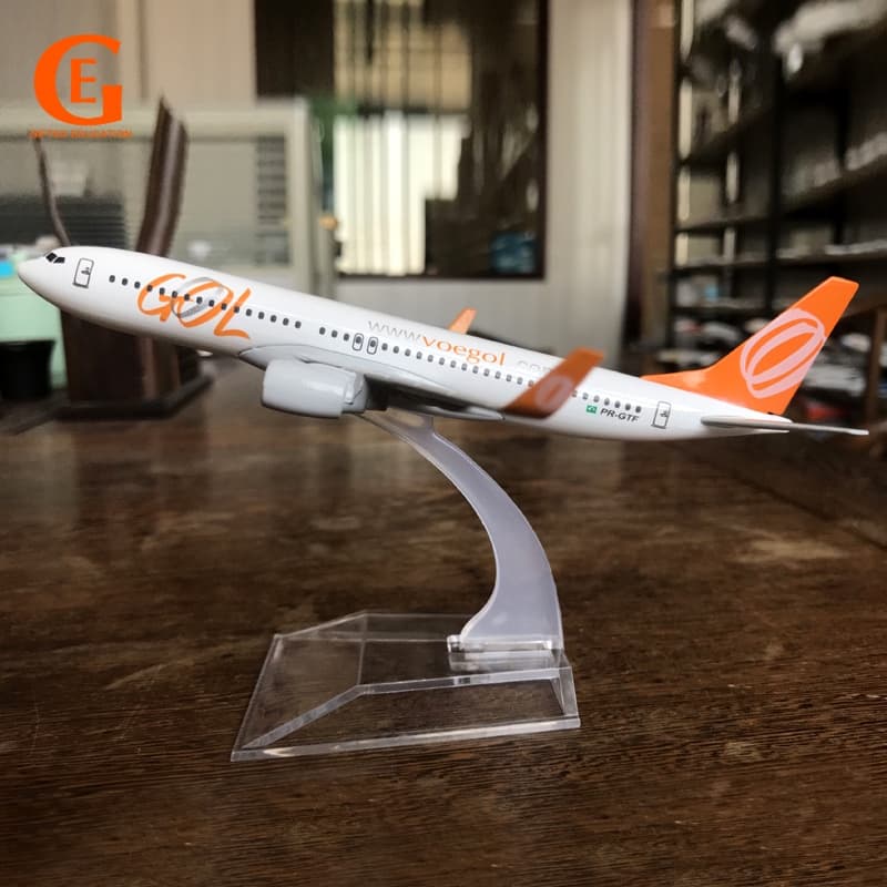 Air Brasil Gol B737 Modelo De Aeronave Airlines Boeing 737 Avião Metal Com Expositor