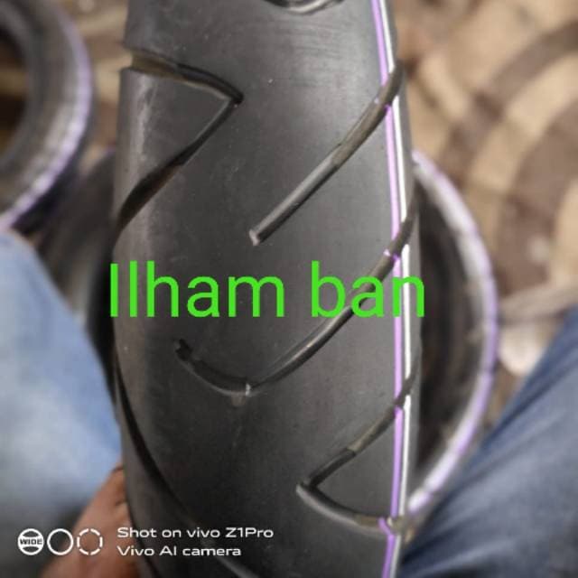 Pneu Sem Câmara IRC Para Lado Traseiro , Tamanho 110/90-12 Anel 12