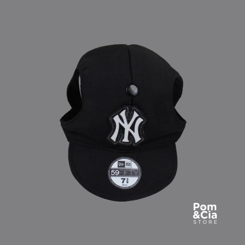 Boné pet inspiração NY preto