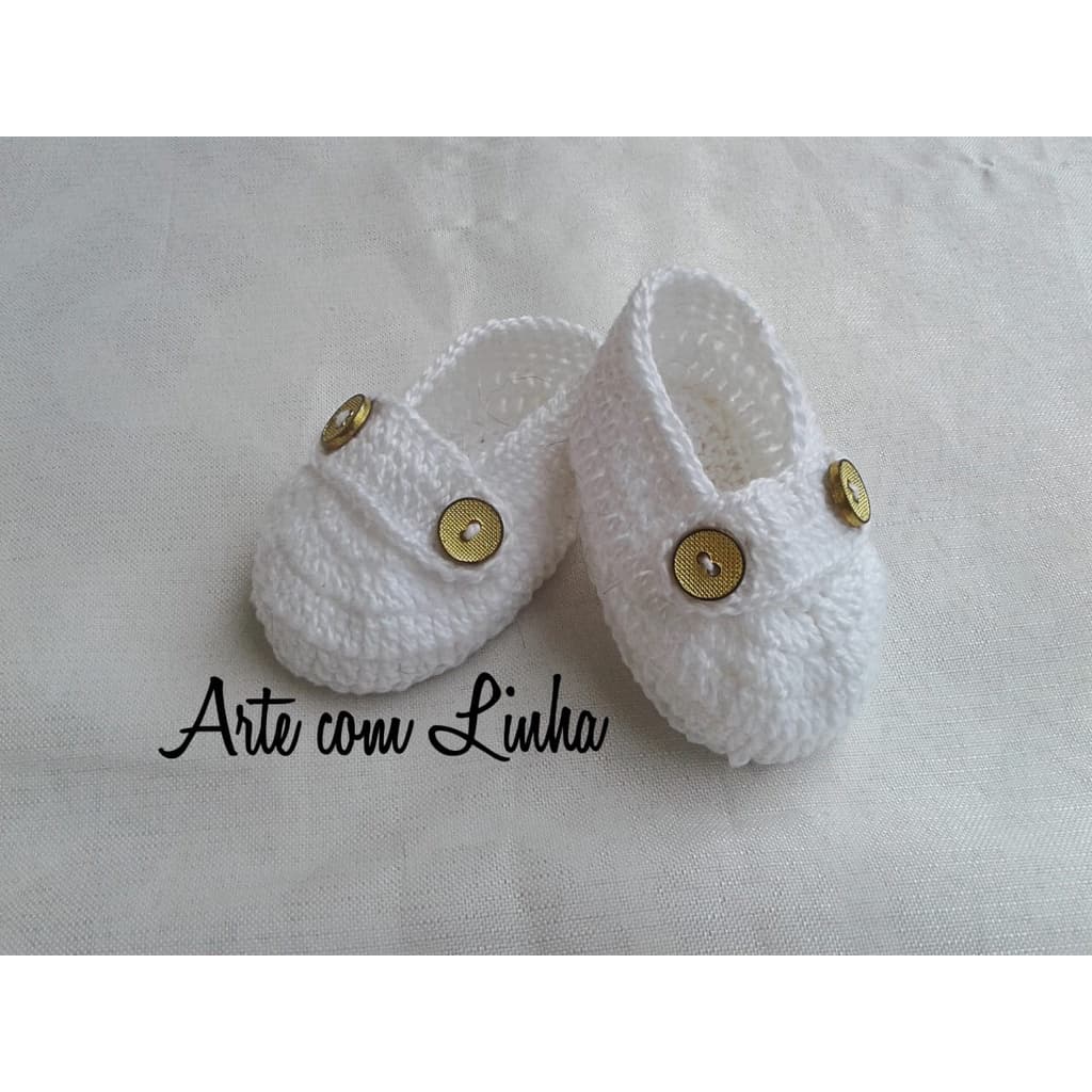 Mocassim/sapatinho de crochê menino. Branco. Batizado