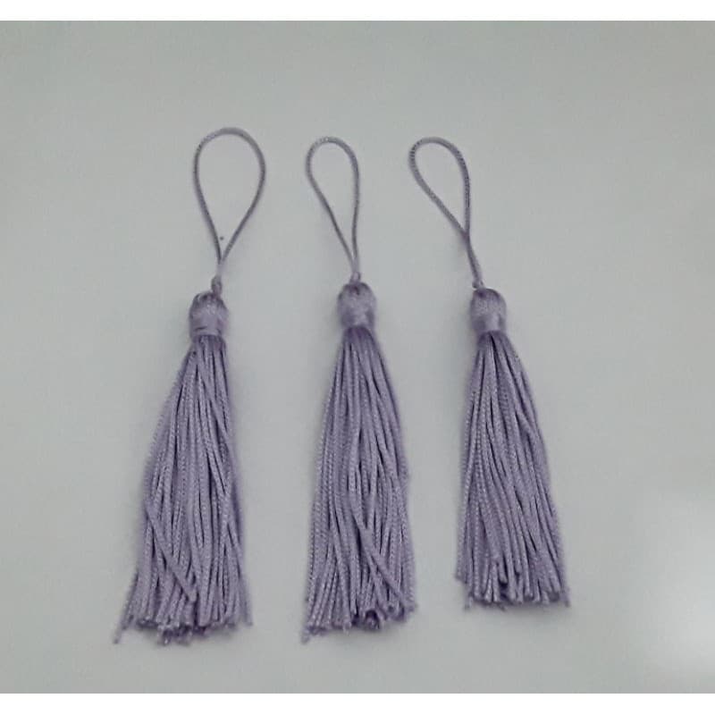 10  PINGENTES DE SEDA  8cm - COR Lilás