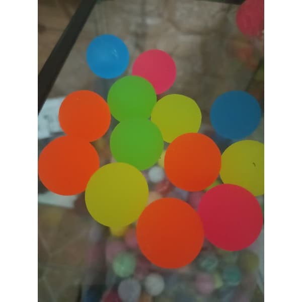 Bolinha pula pula 32mm cores neon pacote com 50 unidades
