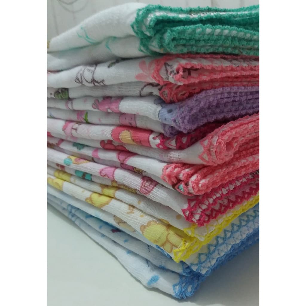 Fralda Estampada Luxo 70x70 Com Crochê Kit Com 5 Pçs