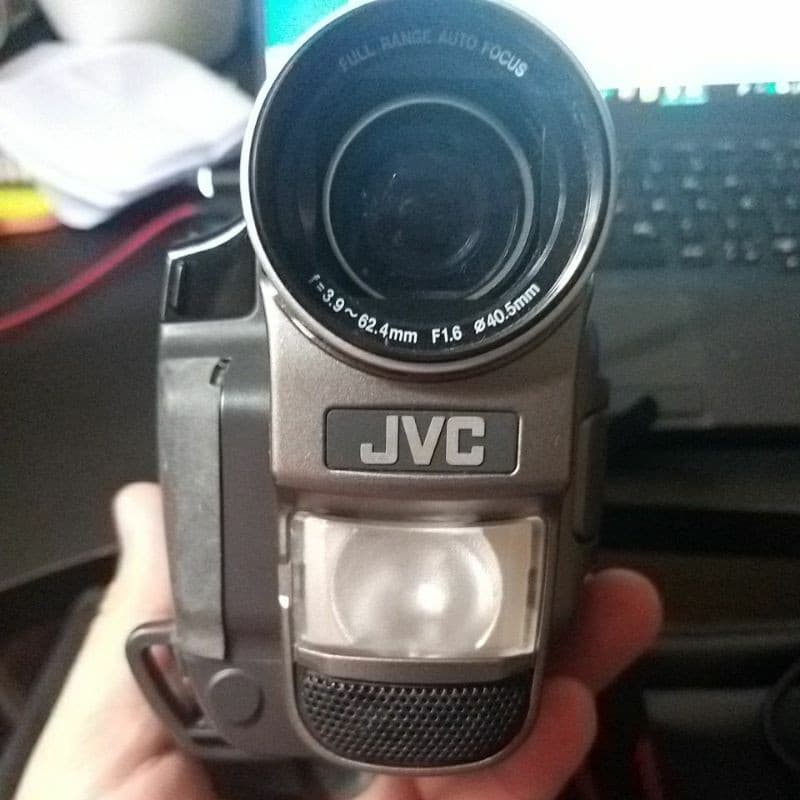 Filmadora JVC