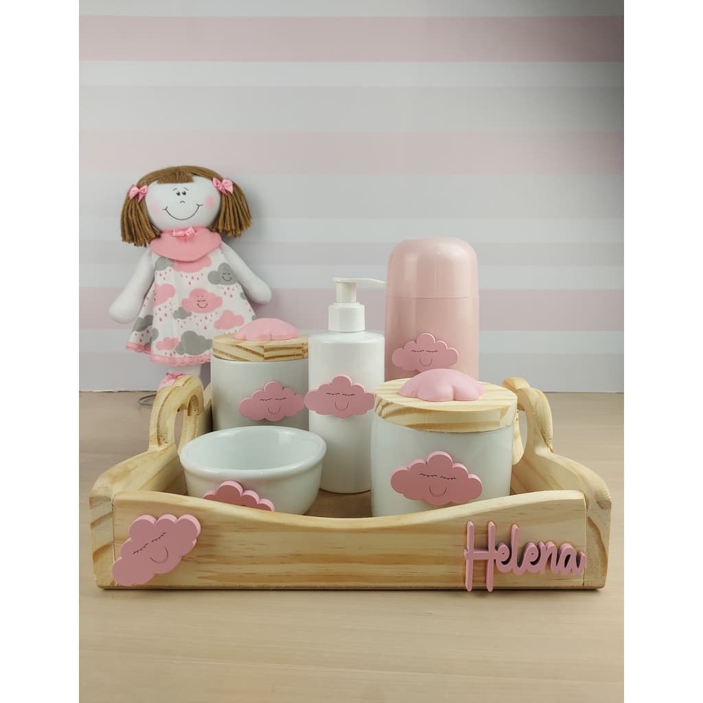 Kit Higiene Bebê Porcelana Temas Rosa Nome Personalizado bandeja coração pinus