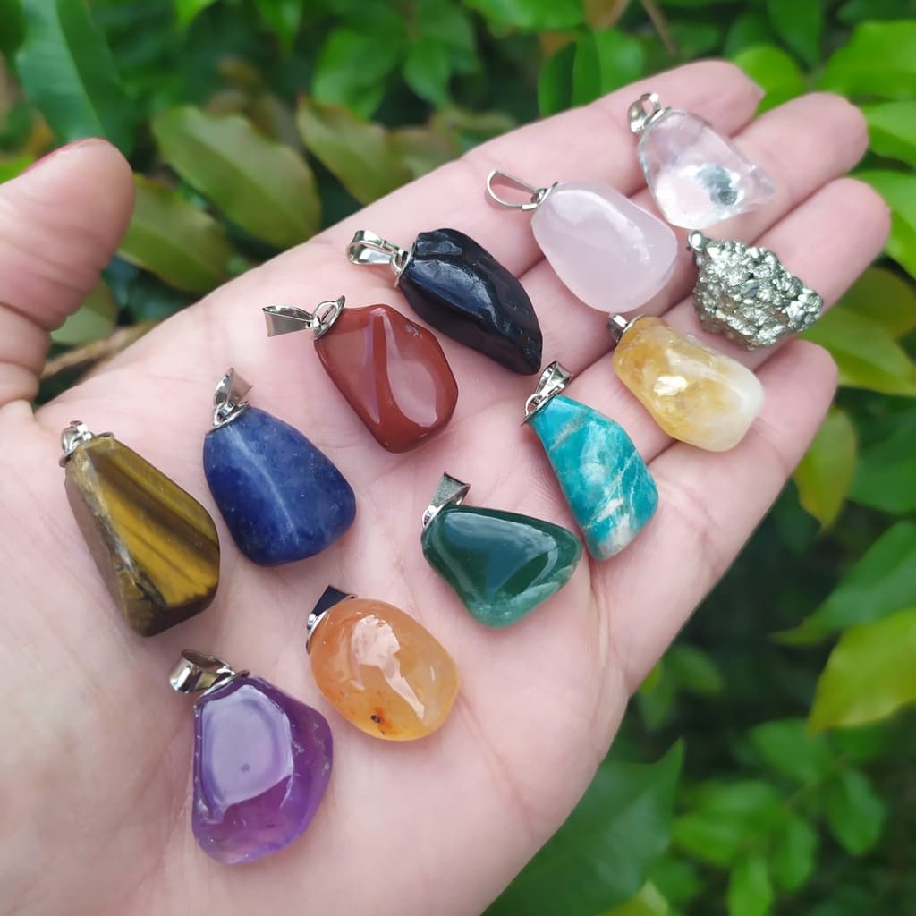 Pingente Pedra Natural Rolada Quartzo Cristal Variado Proteção Energia Equilíbrio