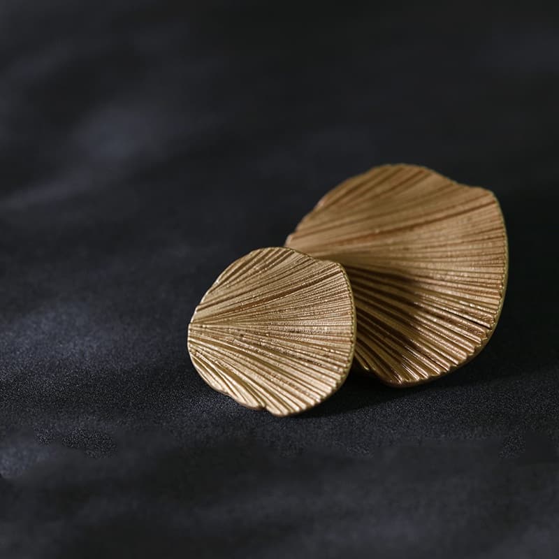 10 Peças/Lote 30mm Botões Grandes Para Costura Dourado Fan-shaped De Metal Roupas De Lã Das Mulheres Trench Coat Casaco Decorativo Botão