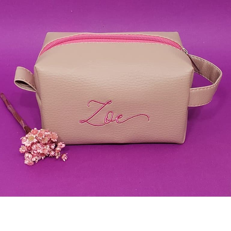 Necessaire Bolsinha Personalizada com Nome Bordado