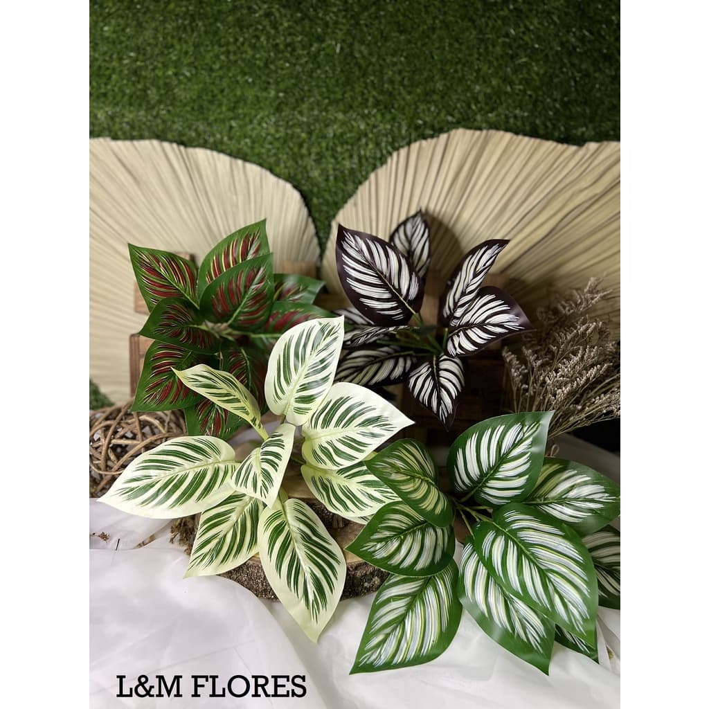 Buquê de Folhagem artificial com 9 folhas ideal para para arranjos e decoração de escritório, casa, festas e eventos