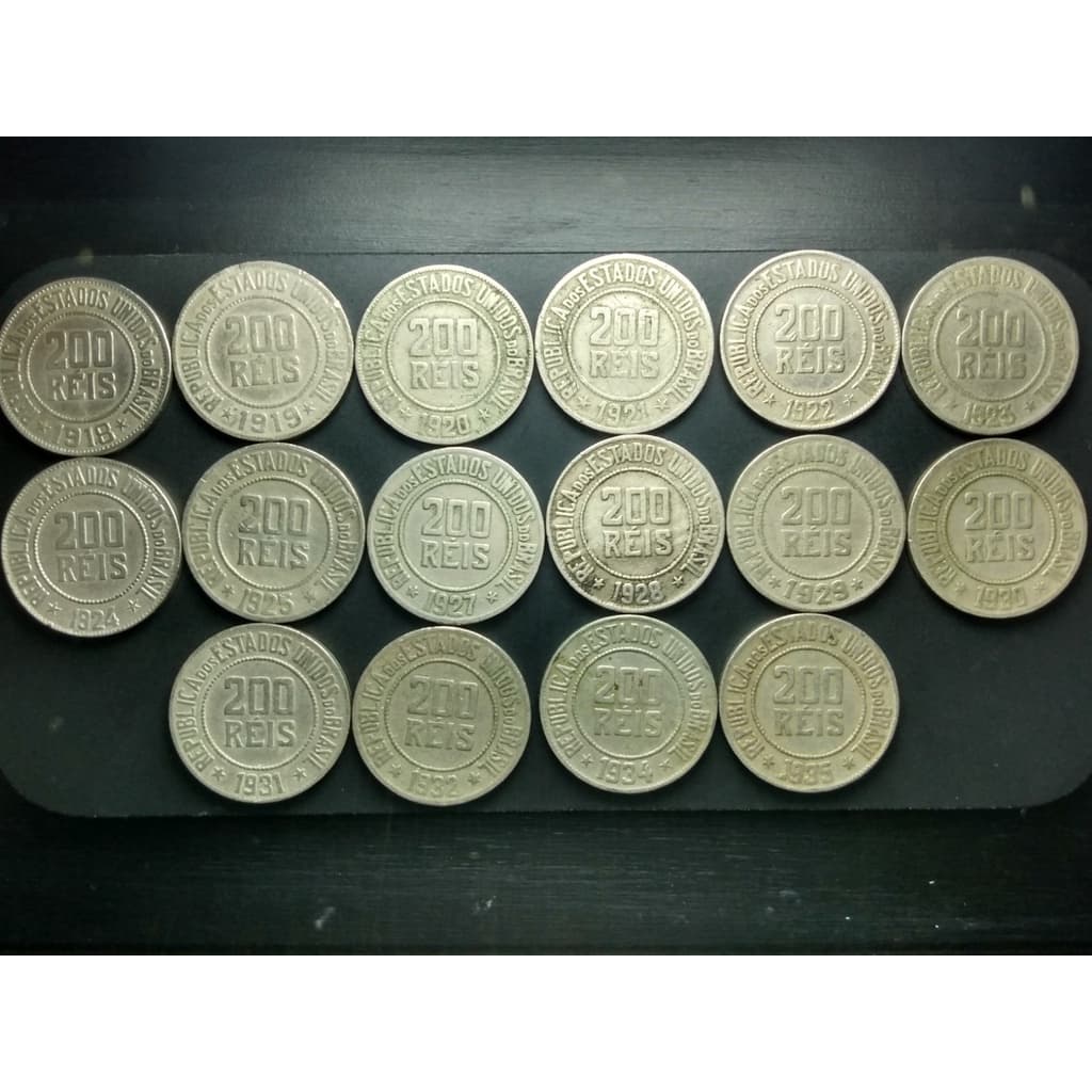 Moedas de 200 réis de 1918 a 1935, MBC, circuladas mas em bom estado de conservação, cuproníquel (1933 anúncio separado)