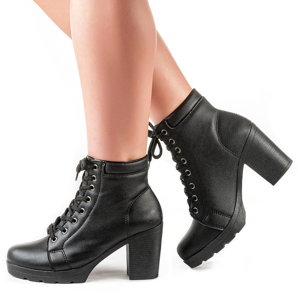 Coturno GiGiL Salto Alto Bota Macia Tratorada Feminina Cano Curto