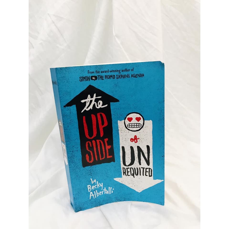 The Upside of Unrequited- Os 27 crushes de molly por Becky Albertalli (Livro Inglês)