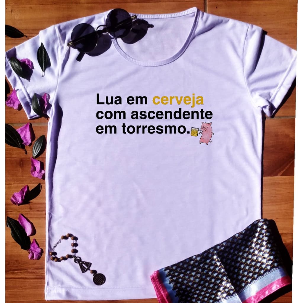 Camisa Baby look feminina Lua em cerveja com ascendente em torresmo