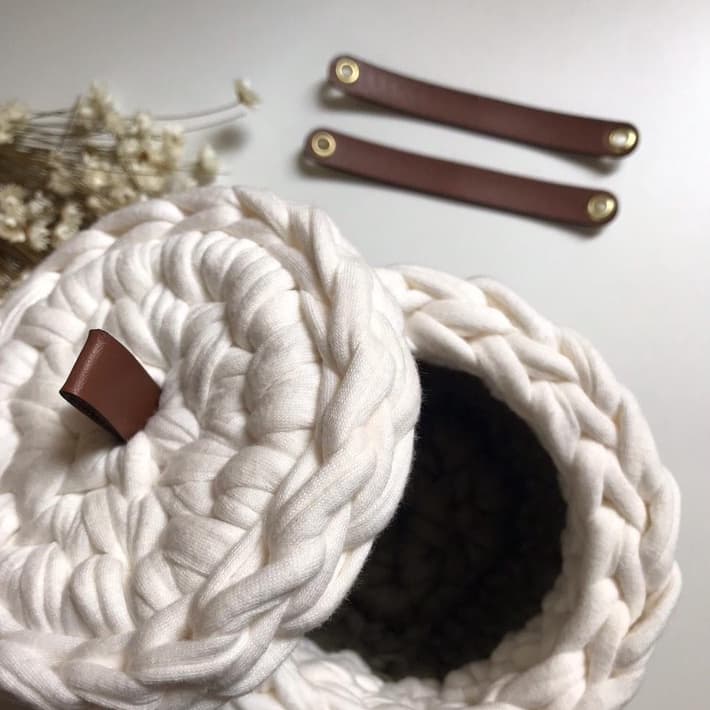 Puxadores Para Tampas Em Couro Sintético