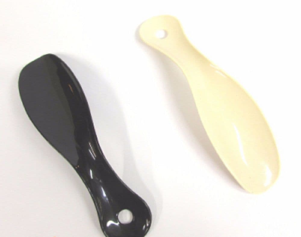 Kit 5 unds - Calçadeira de 18cm - PVC - Curvada - Anatômica - Furo Superior