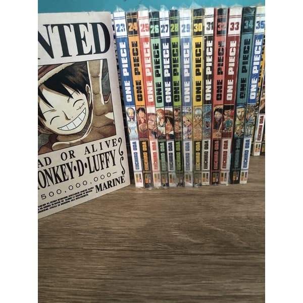 Mangás one piece 23 ao 35.