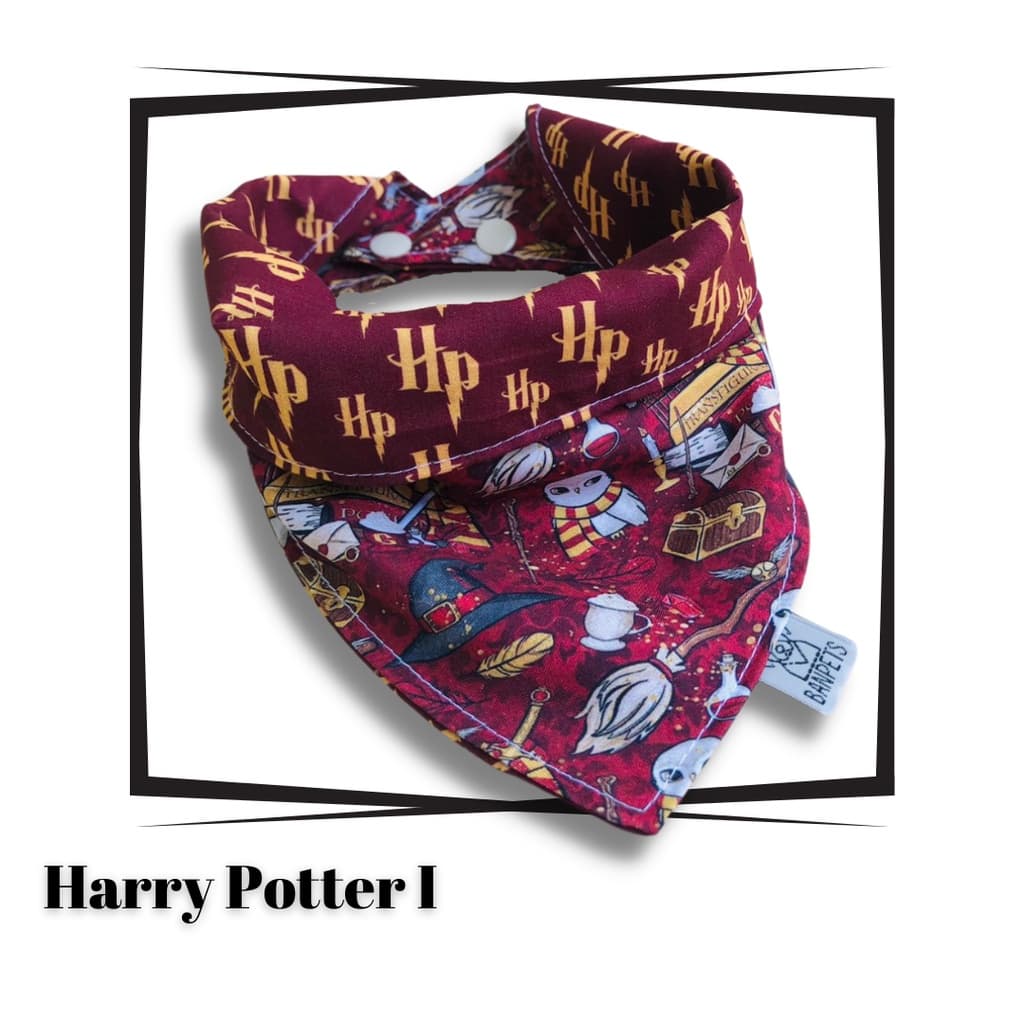 Bandana para Pet Dupla Face com Botão de Pressão Cães Cachorro Gato - Diversas Estampas Personagens