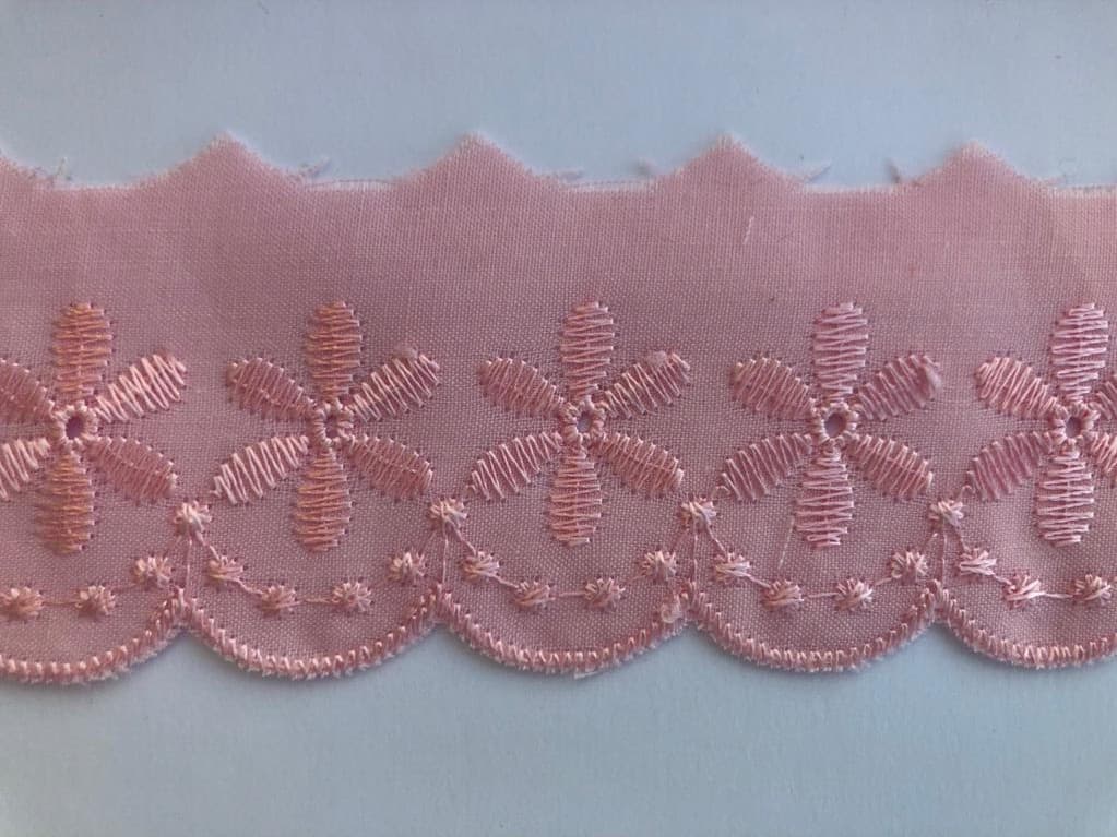 Renda Broderi Rosa 4,5 cm - 3 Metros