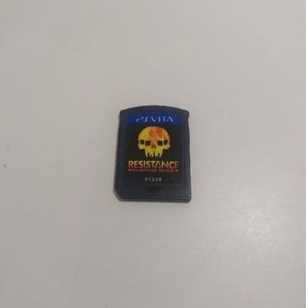 resistance burning skies ps vita midia física psvita