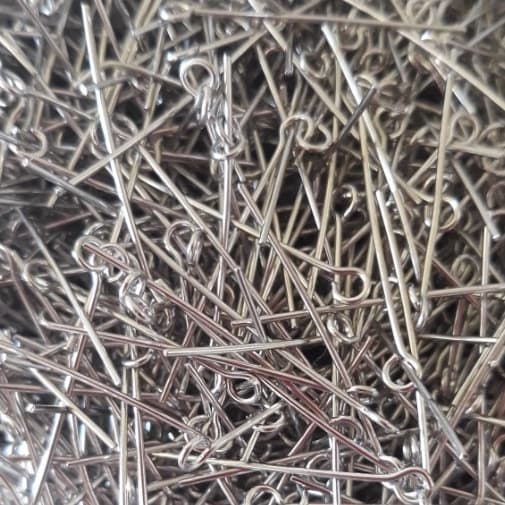 100 unid. Alfinete Contra Pino Metal Prateado 30mm- 100 unidades R$ 9,99.