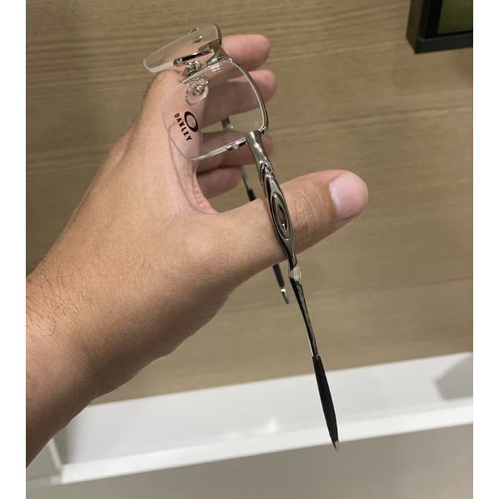 Lupa de descanso - armação de colocar lentes - perna reta