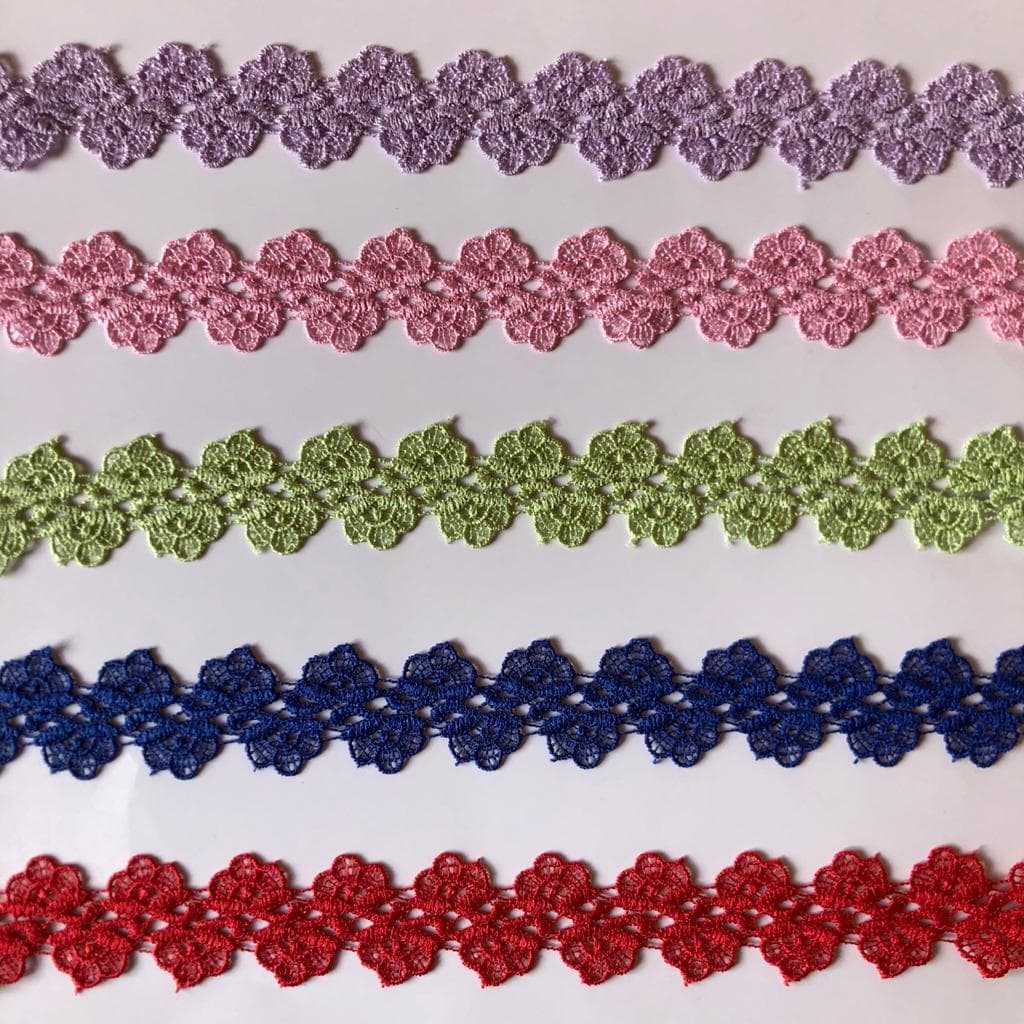 Renda Entremeio Guipir - 100 % Poliéster 1 metro