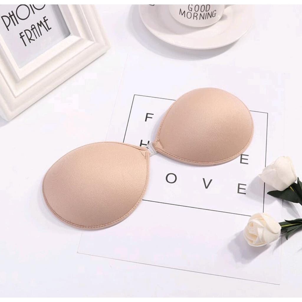 Sutiã Adesivo Push-Up Invisível – Sustentação, Conforto e Discrição