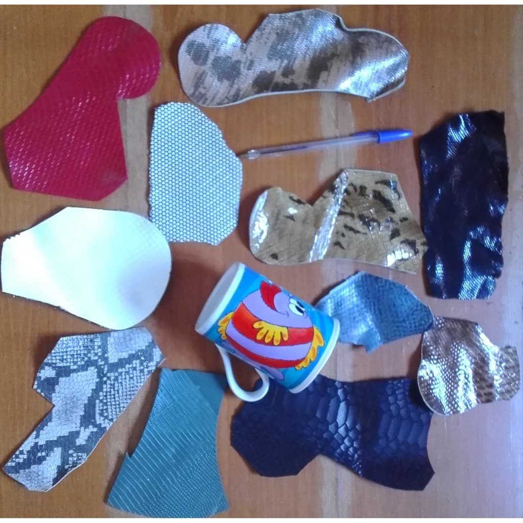 2kg Retalhos Pequenos Couro Legítimo Estampas Variadas