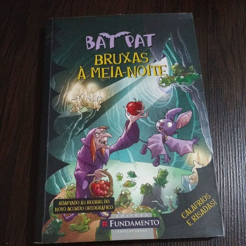 Livro - Bat Pat Bruxas a Meia-noite/ RobertoPavanello
