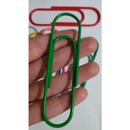 Clipe de papel Gigante Colorido - Clips de metal revestido por plástico com 6 unidades - 10x2,5cm