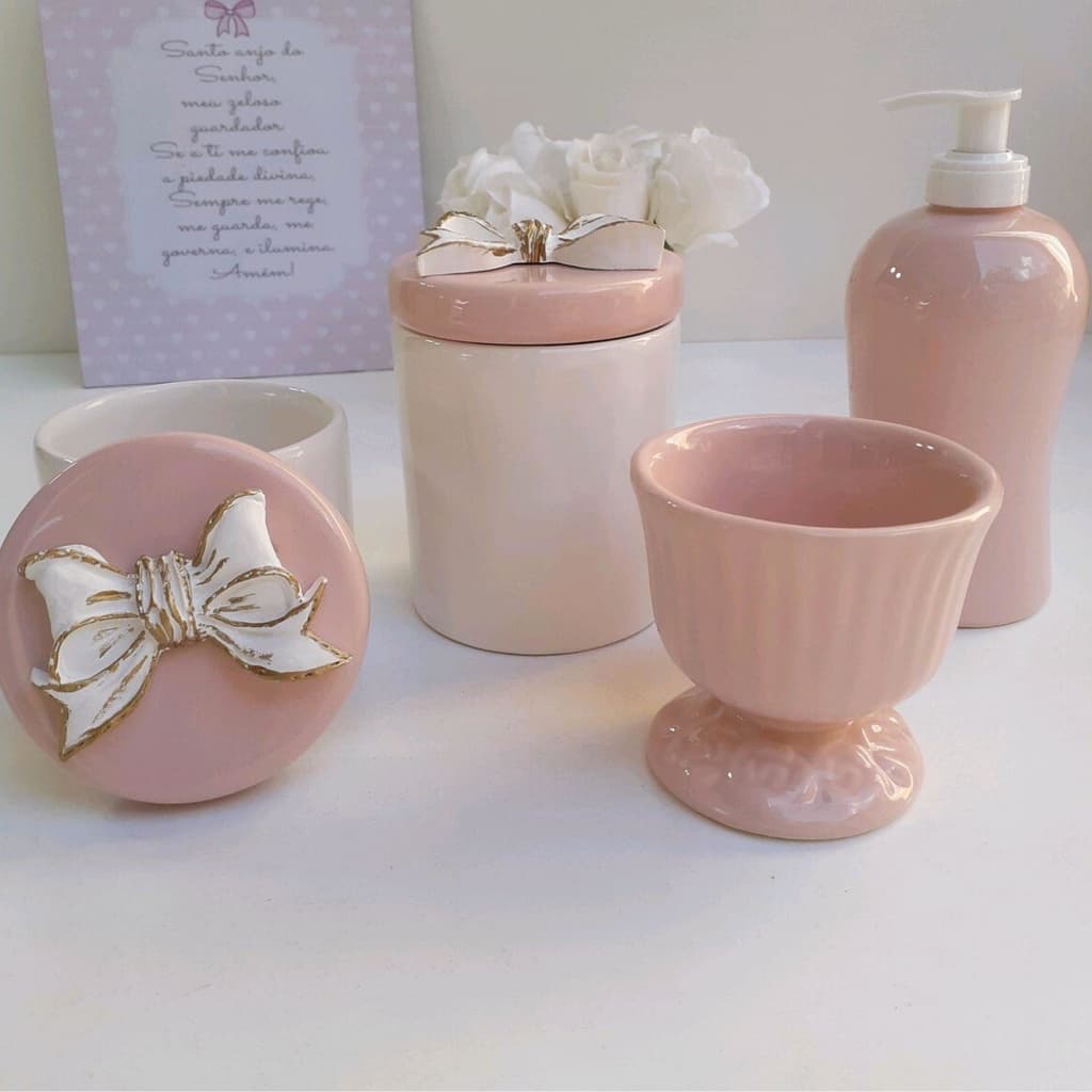 Kit higiene porcelana branco e rosa seco laço