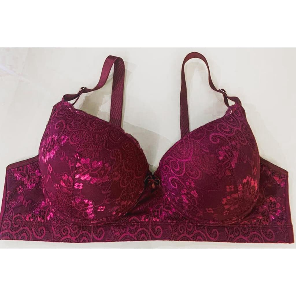 Sutiã Plus Size Reforçado de Renda Alça Grossa com Bojo