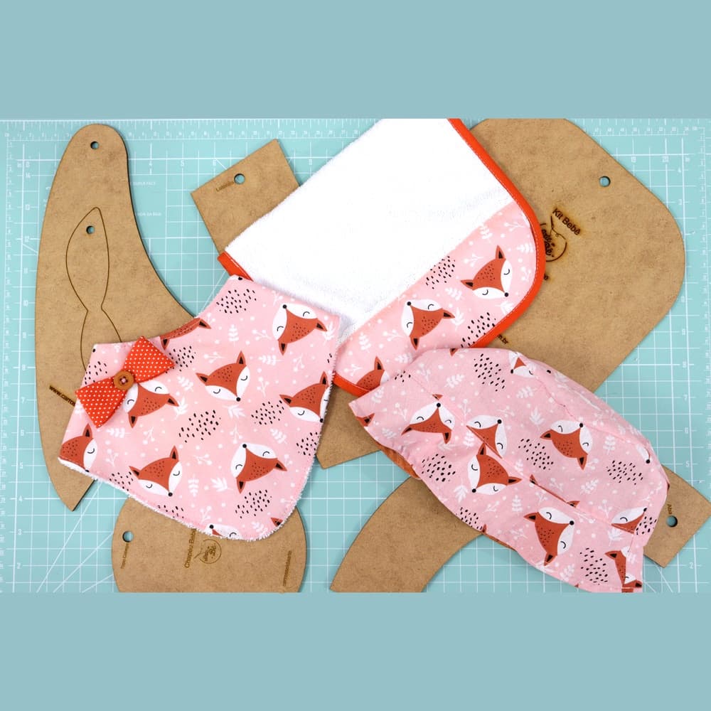 Kit nº 6 -  Chapéu Bebê + Kit Bebê - Arte da Bê