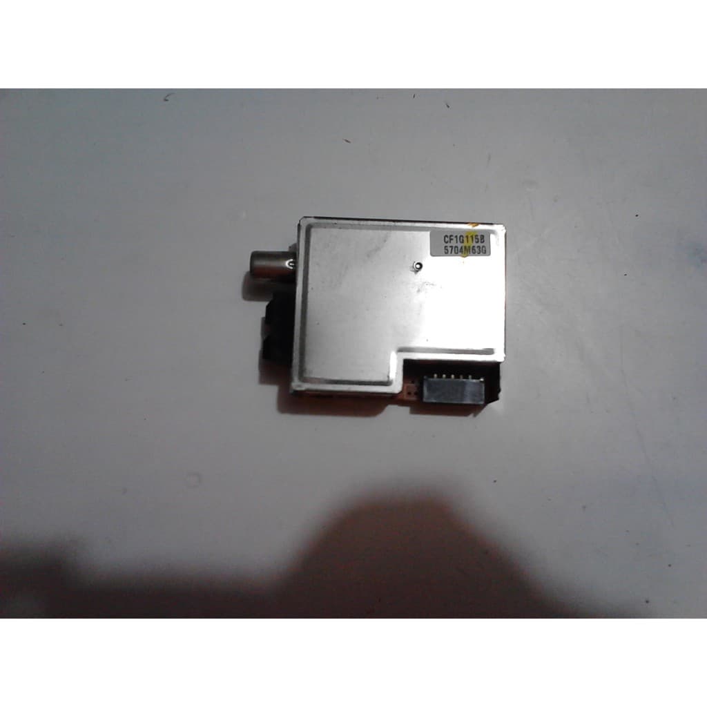 TUNER AM E FM SOM PANASONIC SA-AK200