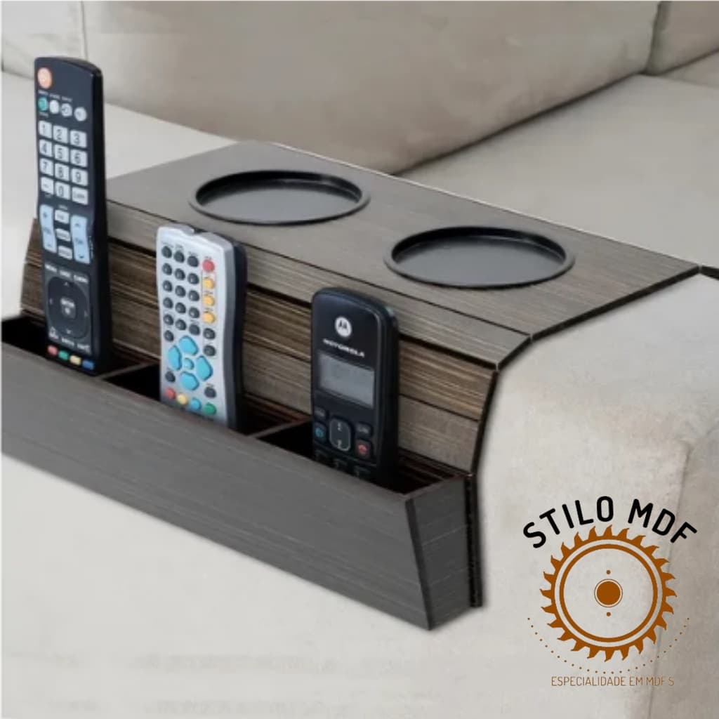 Esteira porta controle com porta copo de sofá apoio braço mdf pintado tabaco