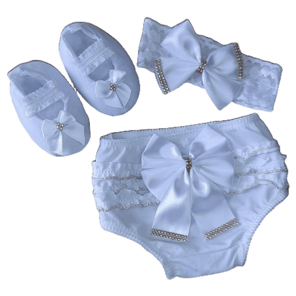 Calcinhas+sapatinho+tiara para bebe 3 a 8 meses