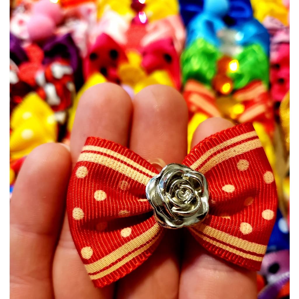 Kit 10 Lacinhos Borboleta M Variados Pet Cães Cachorro Gato Laço Macho Fêmea Cetim Gorgorão Banho Tosa Petshop Premium