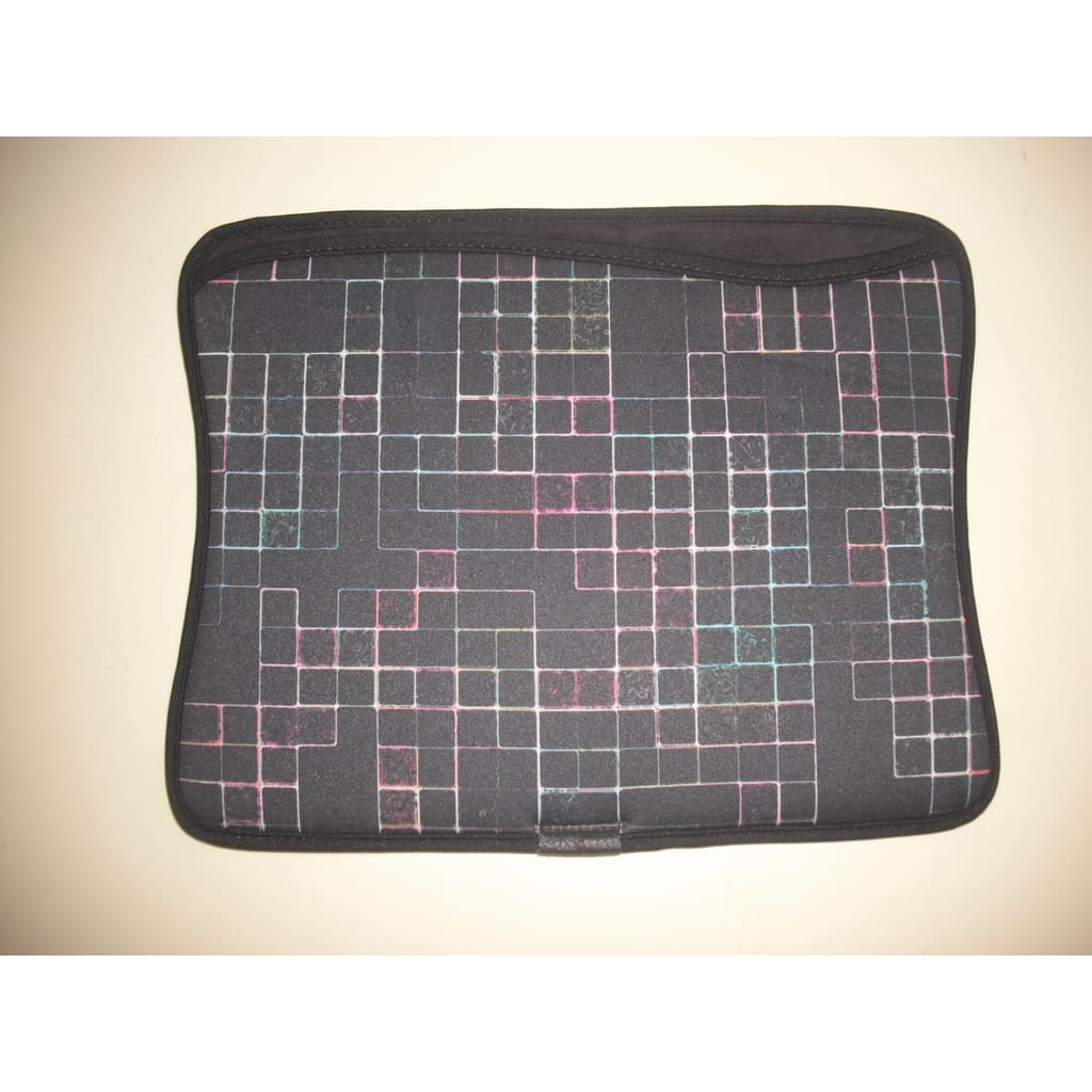 CASE PRETO COLORIDO NEOPRENE RELIZA 25X21 CM BOM ESTADO