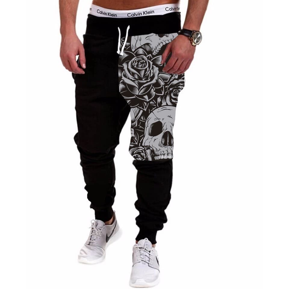 Calça Masculina de Moletom Estampado por Sublimação Caveira e Rosa P&B Desenho A163