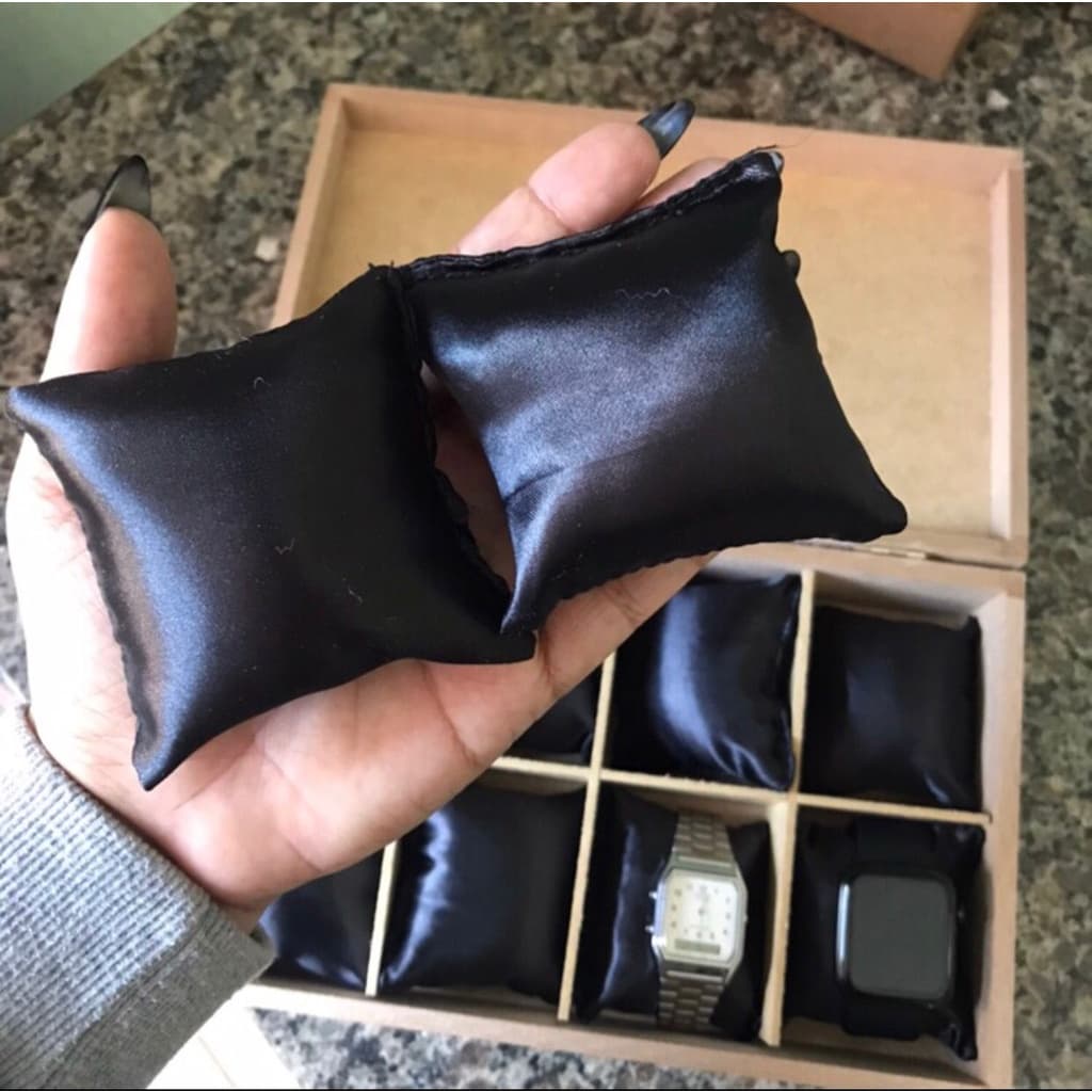 5 Almofadas/ Mini almofadas de Cetim 7x7 Para Relogios, Pulseiras, Lembrançinhas
