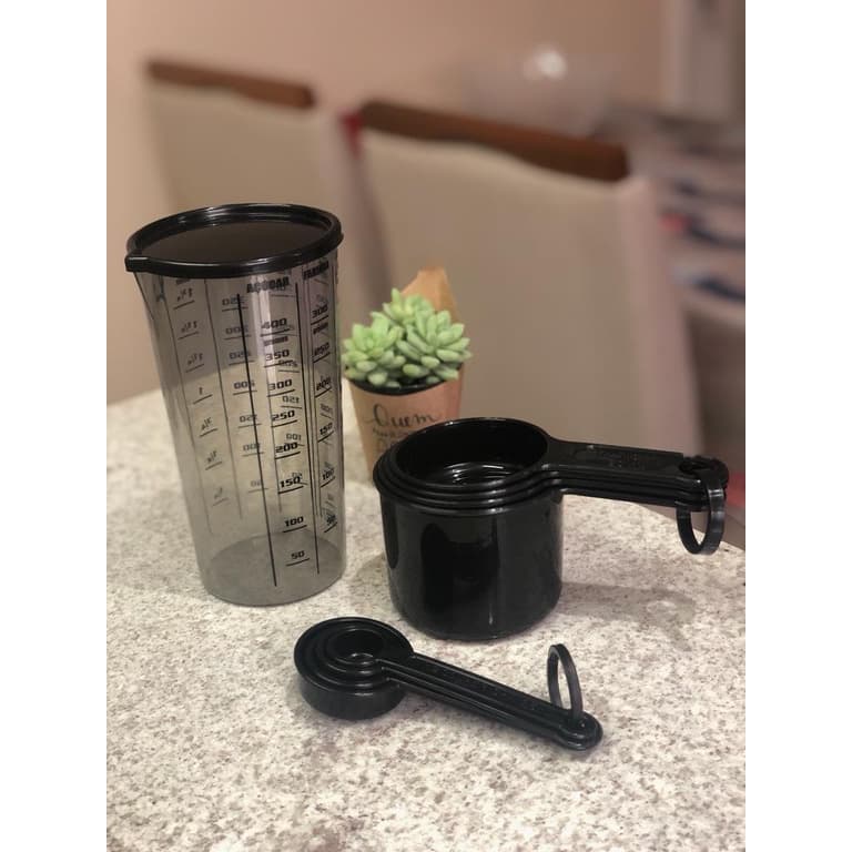 Kit medidores 9  peças total black medida copo com tampa - Não Erre Nas Medidas Das Suas Receitas Na Cozinha