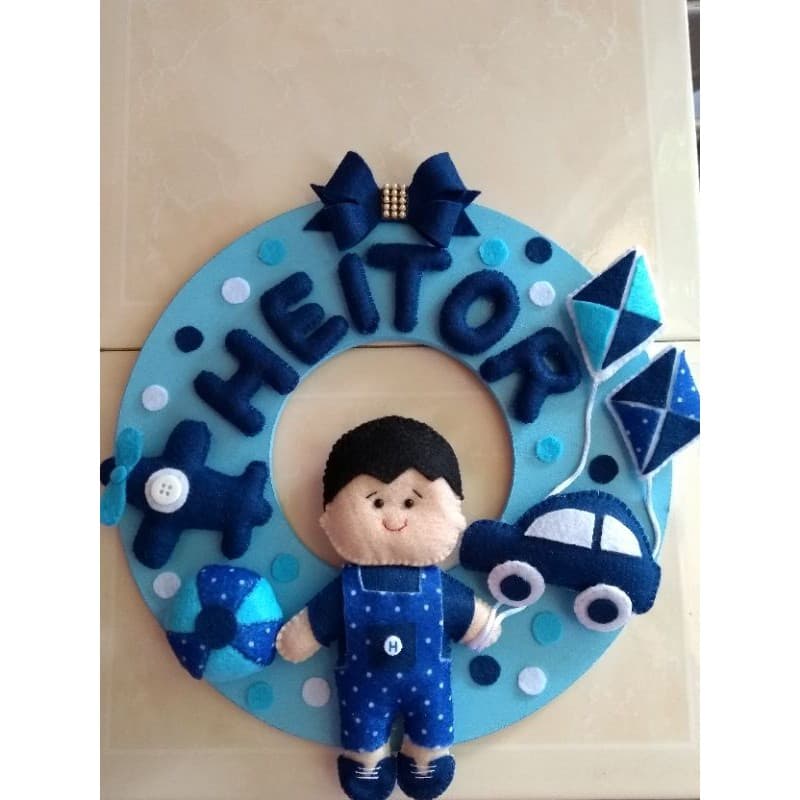 Guirlanda menino e  carrinhos (1 palavra)