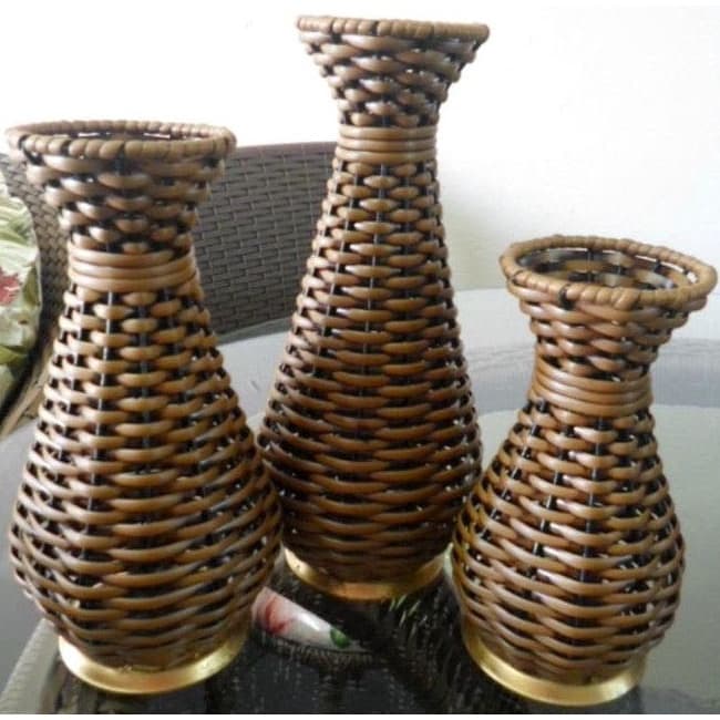 Vaso  de mesa junco base dourada