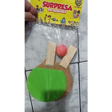 kit ping pong 2 raquetes e uma bolinha com Eva na raquete