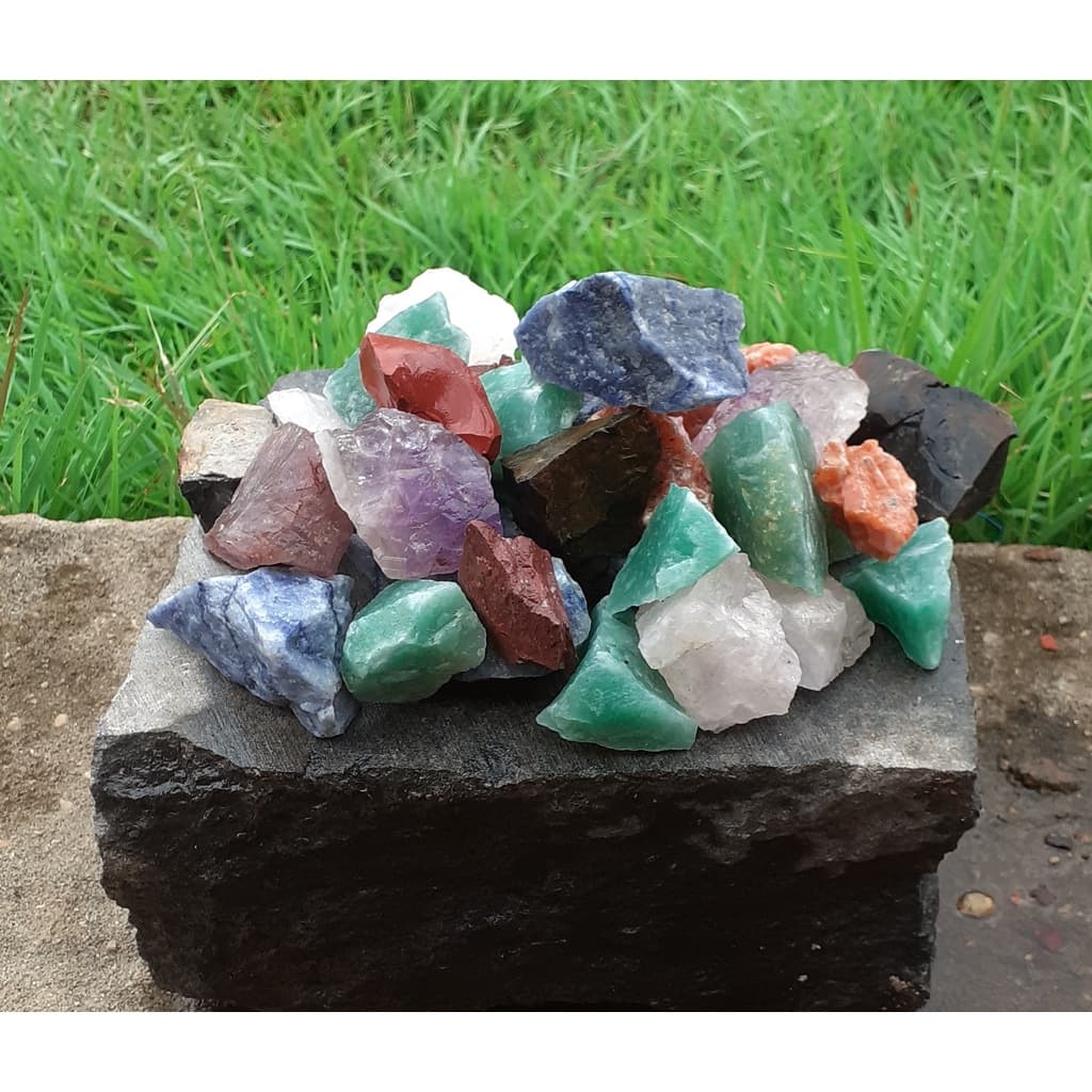 Pedras Naturais brutas (1 kg )