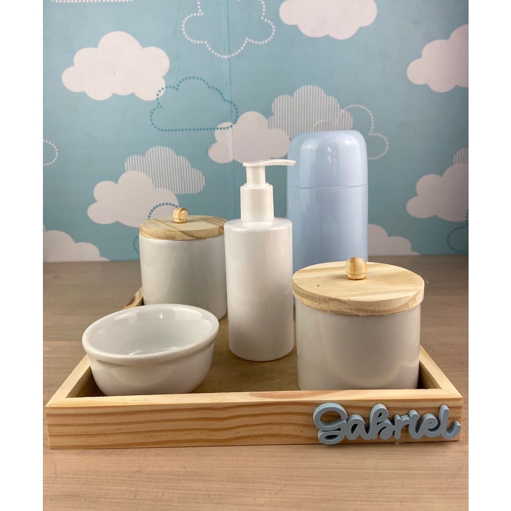 Kit Higiene Bebê Porcelana Pinus Garrafa Nome Personalizado Menino