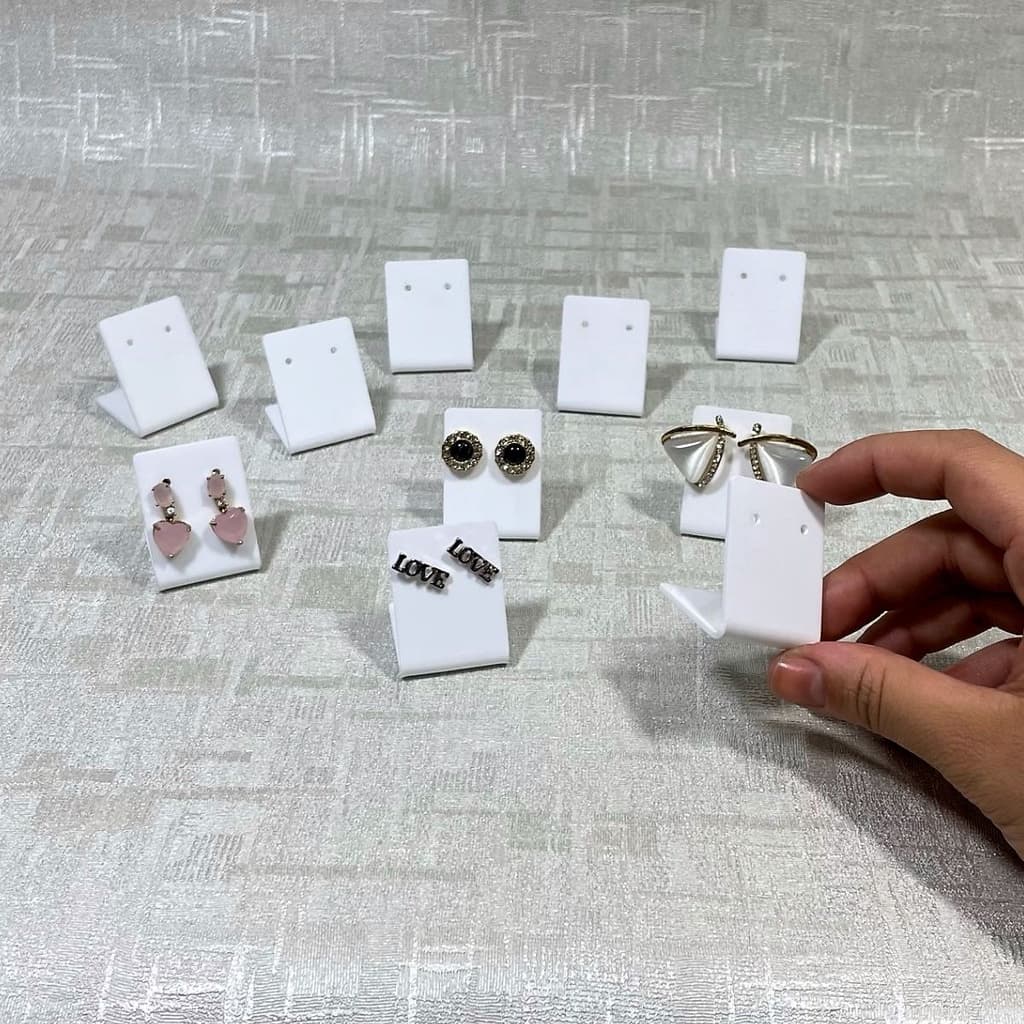 Expositor Pequeno de brinco, Joia, Semi-joia, bijuterias e folheados - Kit 10un - Branco