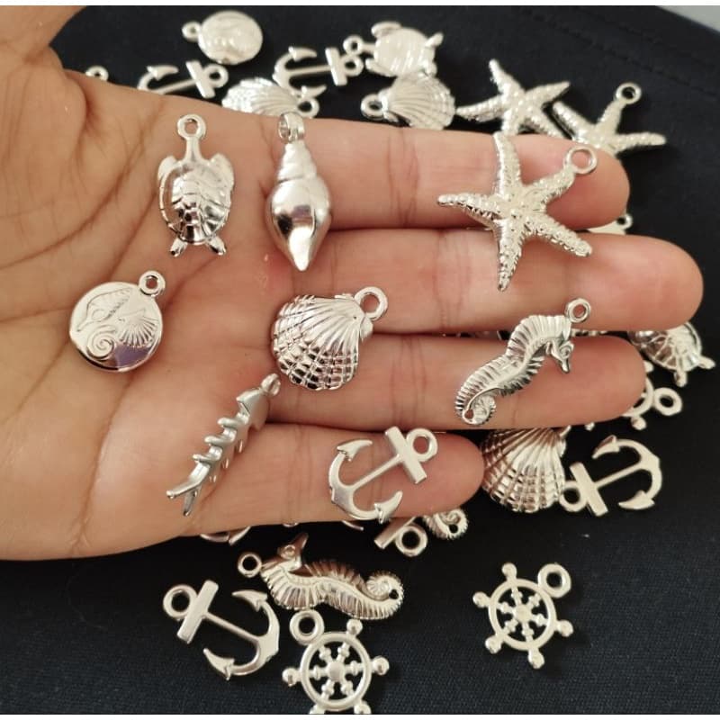 Pingente fundo do mar em ABS para colares e pulseiras.