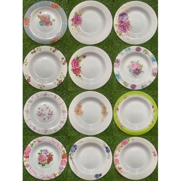 ref: (0701) Jogo com 12 pratos fundos de 23cm estampados de melamina (material: plástico)